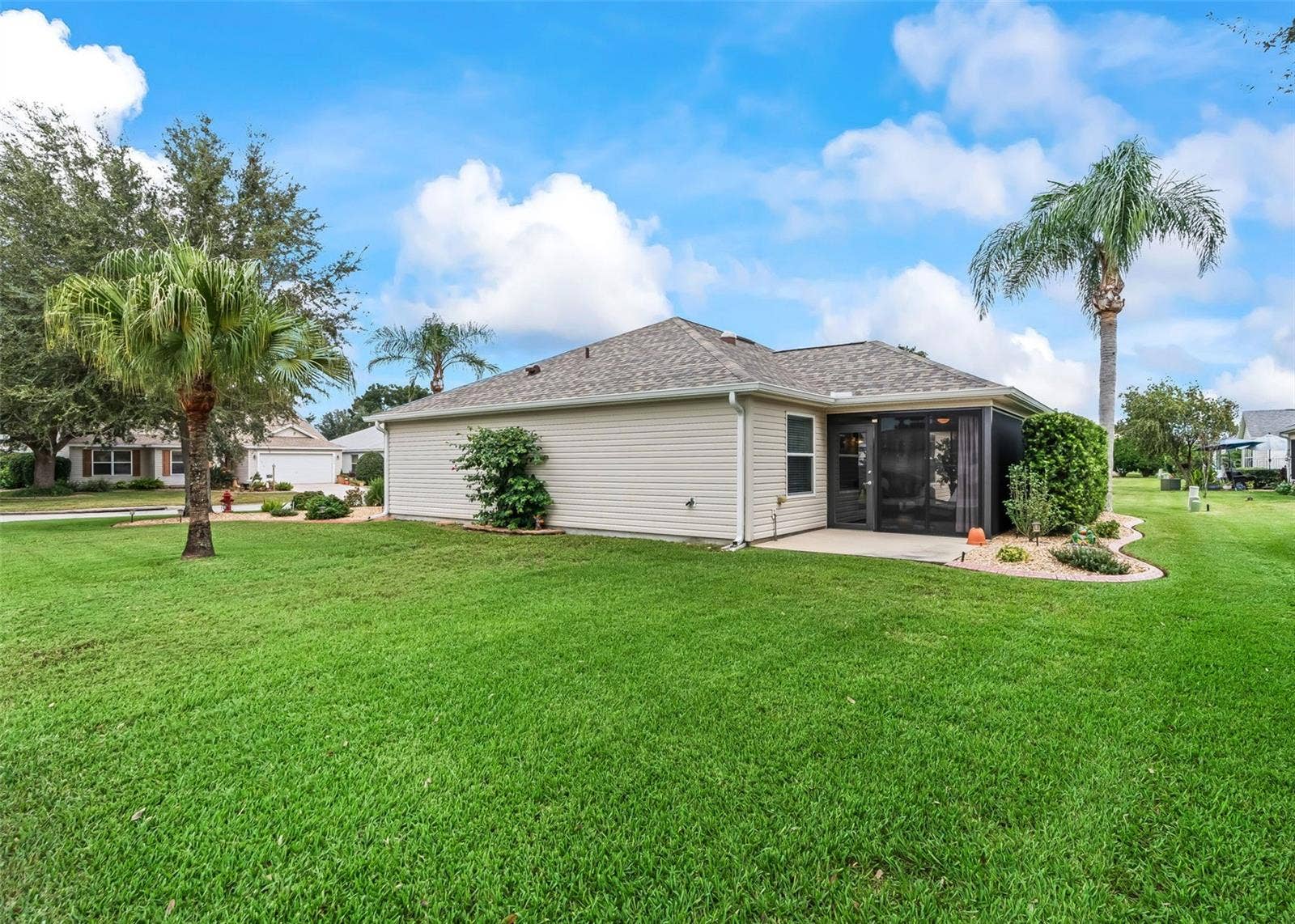 2182 KAYLEE DRIVE, The Villages, FL 32162 2182 KAYLEE DRIVE, The Villages, FL 32162