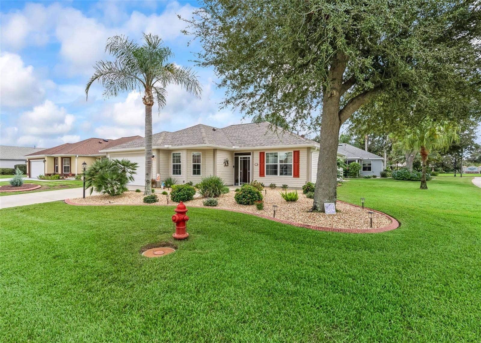 2182 KAYLEE DRIVE, The Villages, FL 32162 2182 KAYLEE DRIVE, The Villages, FL 32162