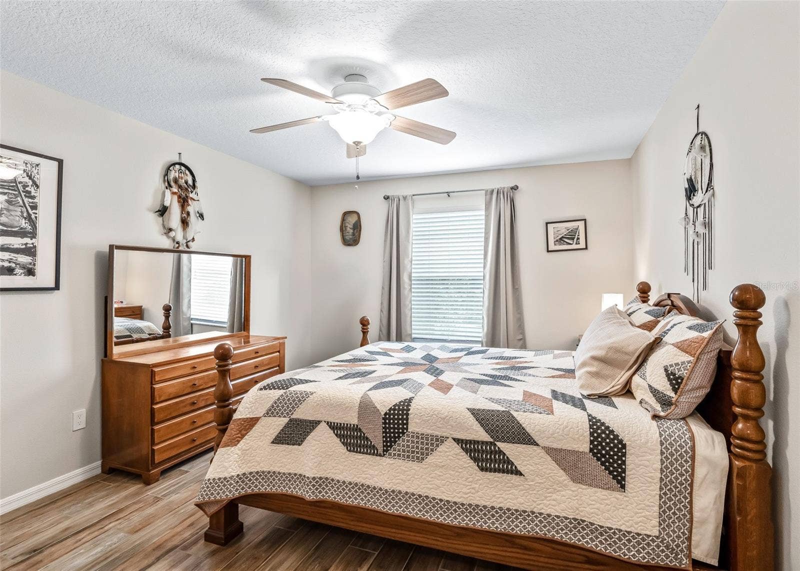 2182 KAYLEE DRIVE, The Villages, FL 32162 2182 KAYLEE DRIVE, The Villages, FL 32162