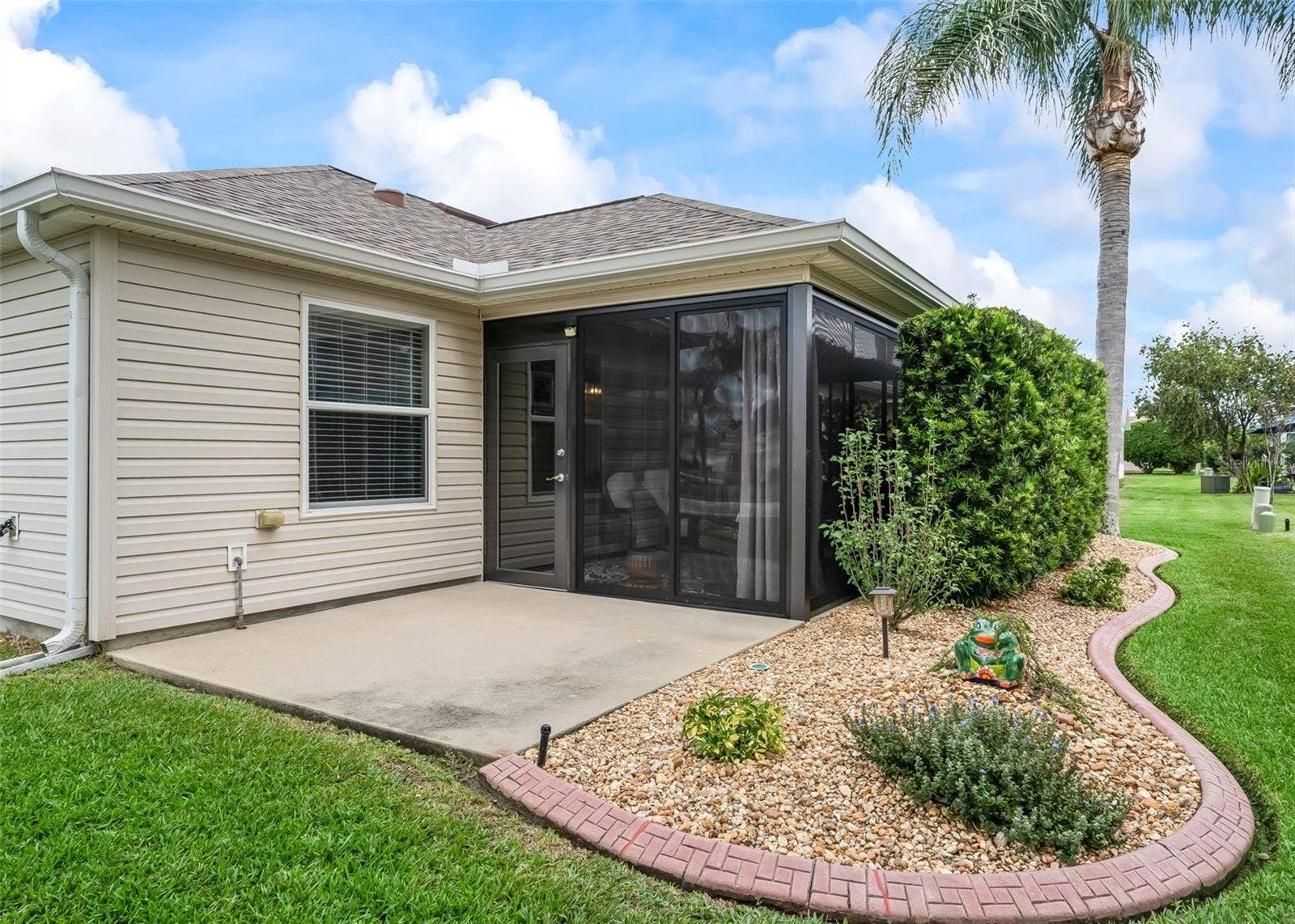 2182 KAYLEE DRIVE, The Villages, FL 32162 2182 KAYLEE DRIVE, The Villages, FL 32162