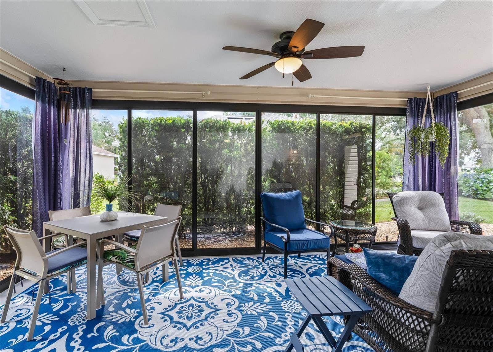 2182 KAYLEE DRIVE, The Villages, FL 32162 2182 KAYLEE DRIVE, The Villages, FL 32162