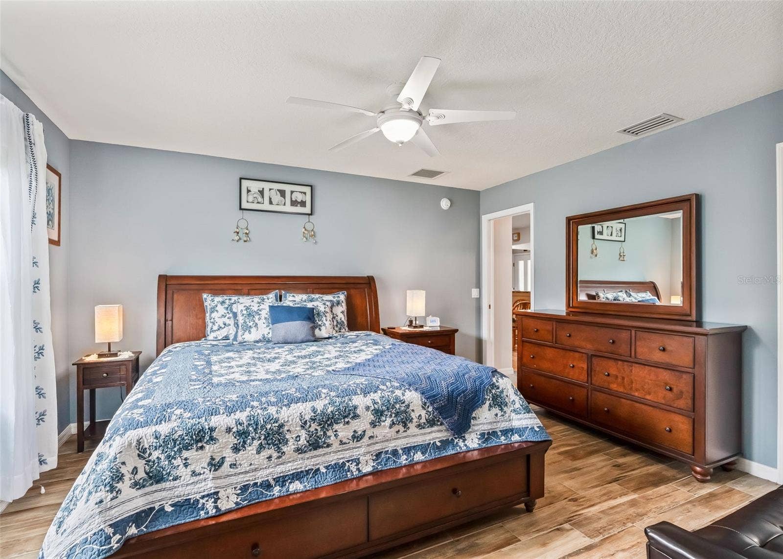 2182 KAYLEE DRIVE, The Villages, FL 32162 2182 KAYLEE DRIVE, The Villages, FL 32162