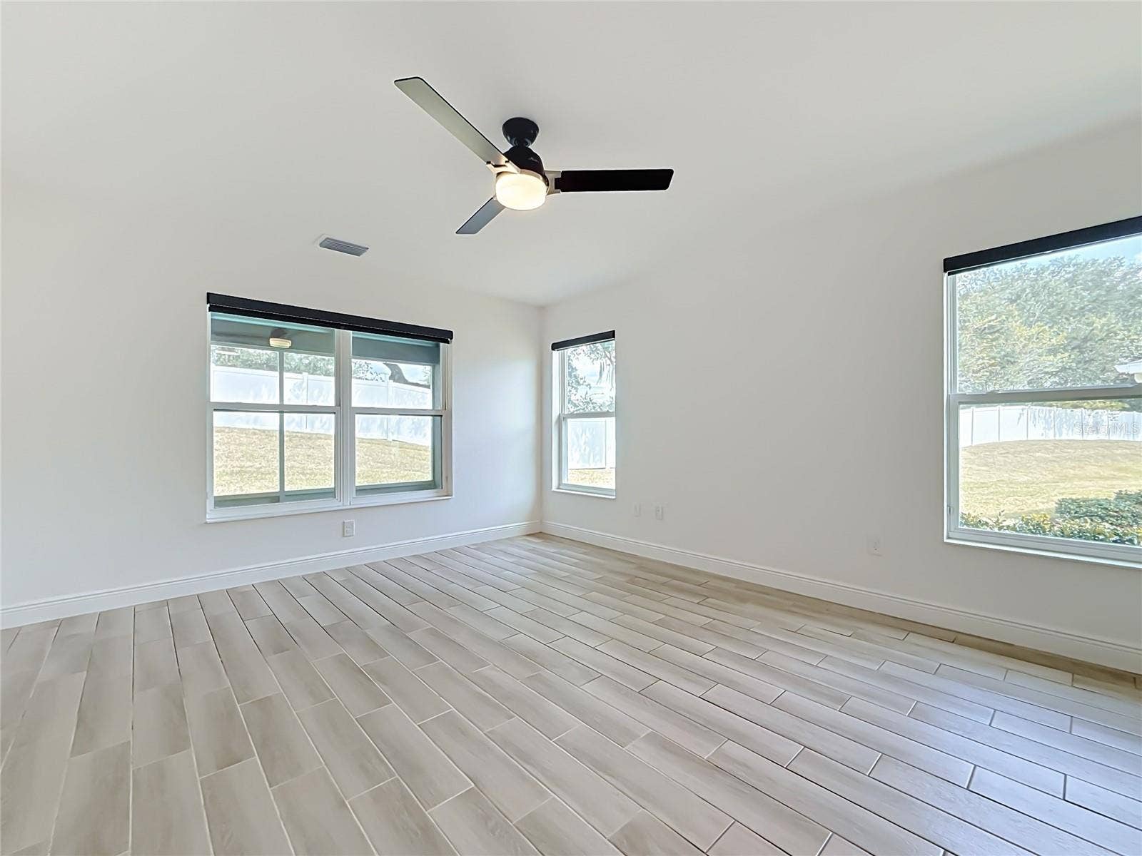 10371 ADDISON SHORE WAY, Oxford, FL 34484 Primary bedroom