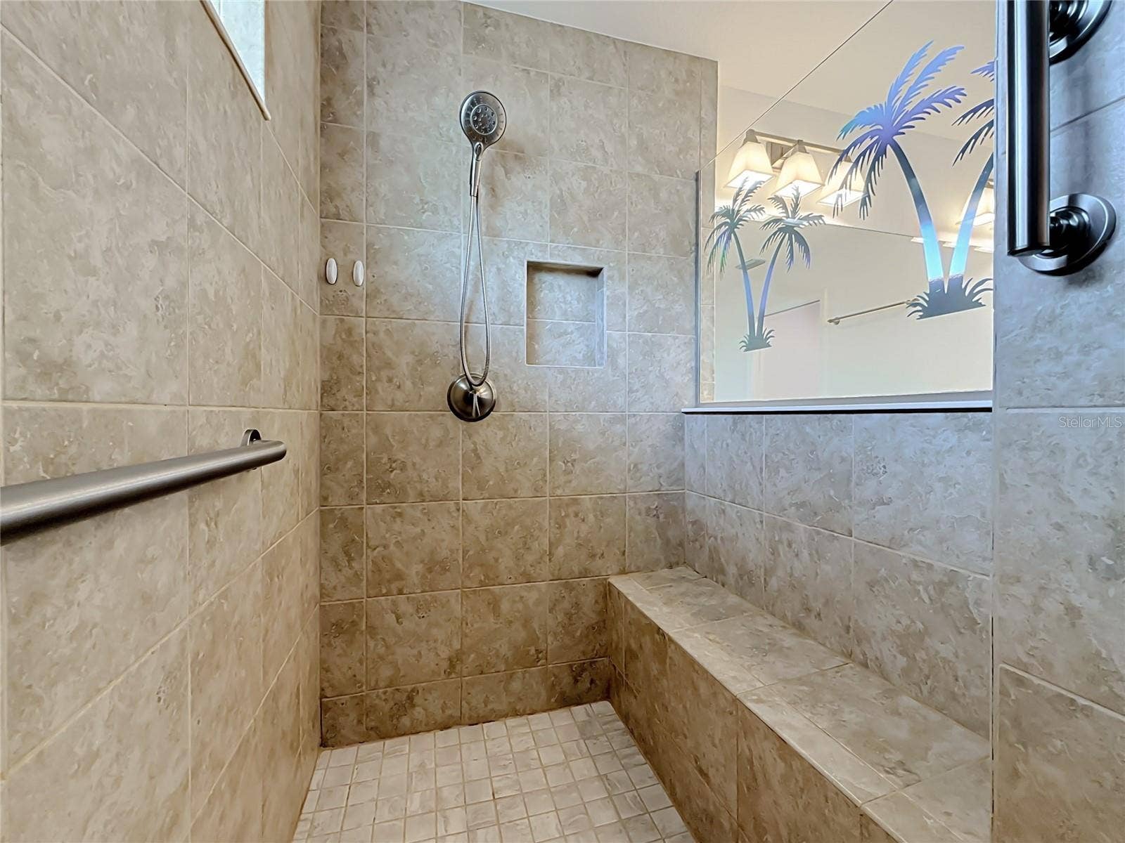 10371 ADDISON SHORE WAY, Oxford, FL 34484 En suite