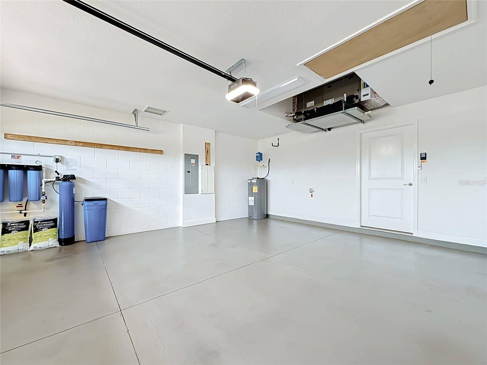 10371 ADDISON SHORE WAY, Oxford, FL 34484 10371 ADDISON SHORE WAY, Oxford, FL 34484