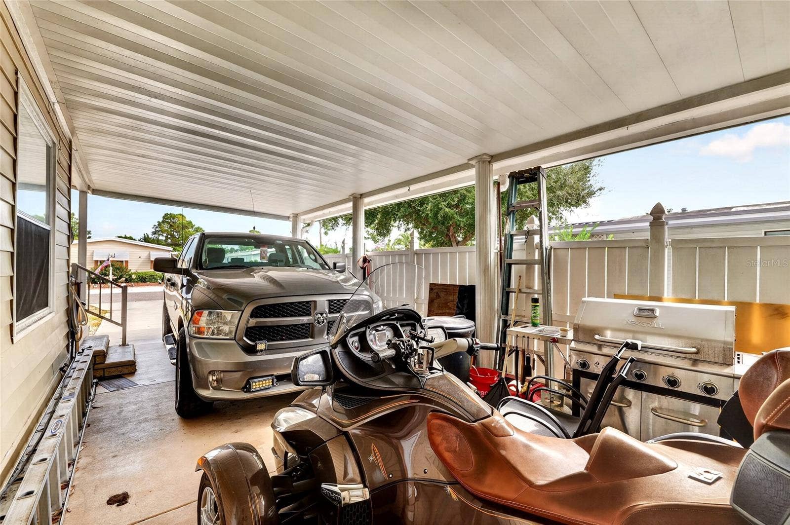 3401 RAINBOW ROAD, Tavares, FL 32778 3401 RAINBOW ROAD, Tavares, FL 32778