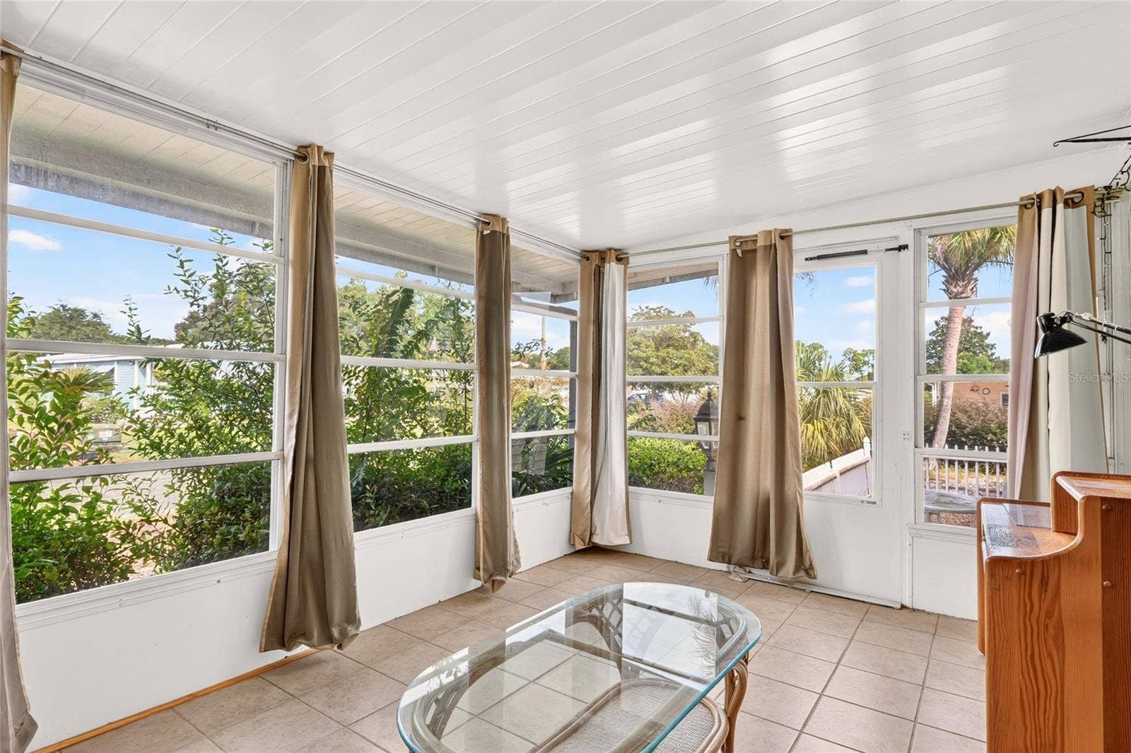 3401 RAINBOW ROAD, Tavares, FL 32778 3401 RAINBOW ROAD, Tavares, FL 32778