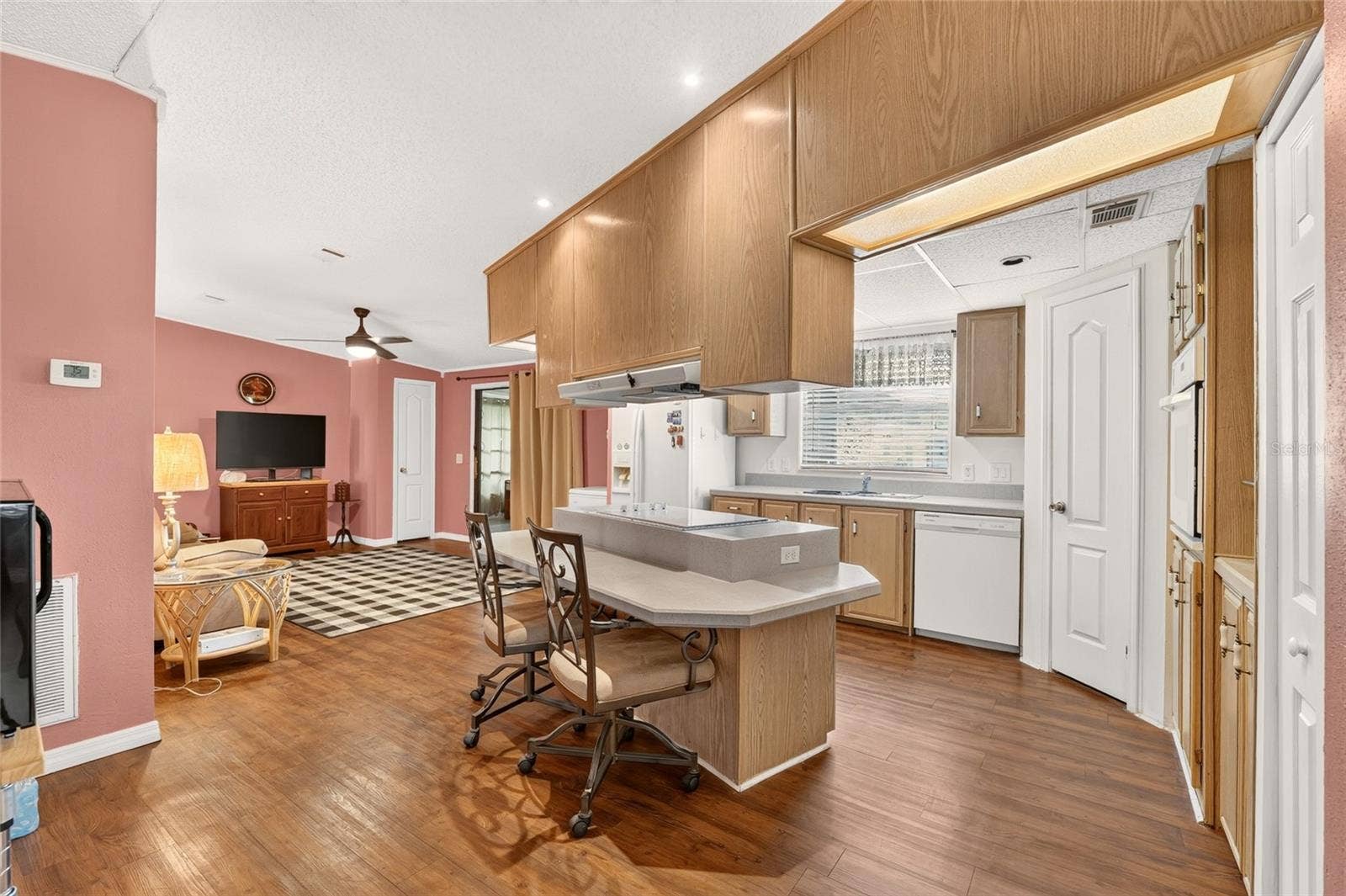 3401 RAINBOW ROAD, Tavares, FL 32778 3401 RAINBOW ROAD, Tavares, FL 32778