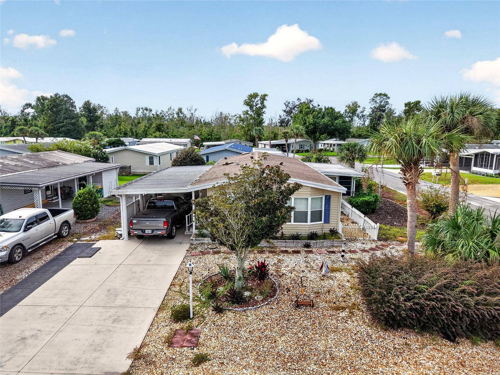 3401 RAINBOW ROAD, Tavares, FL 32778 3401 RAINBOW ROAD, Tavares, FL 32778