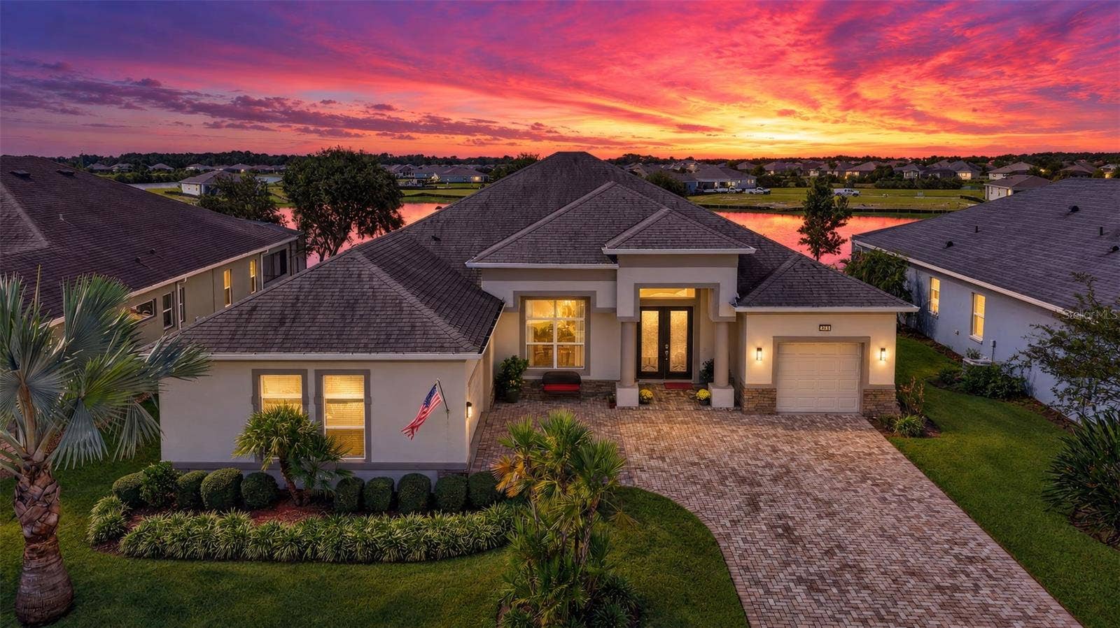 2444 PAWTUCKET PASS, Mount Dora, FL 32757 Amazing Sunset await.