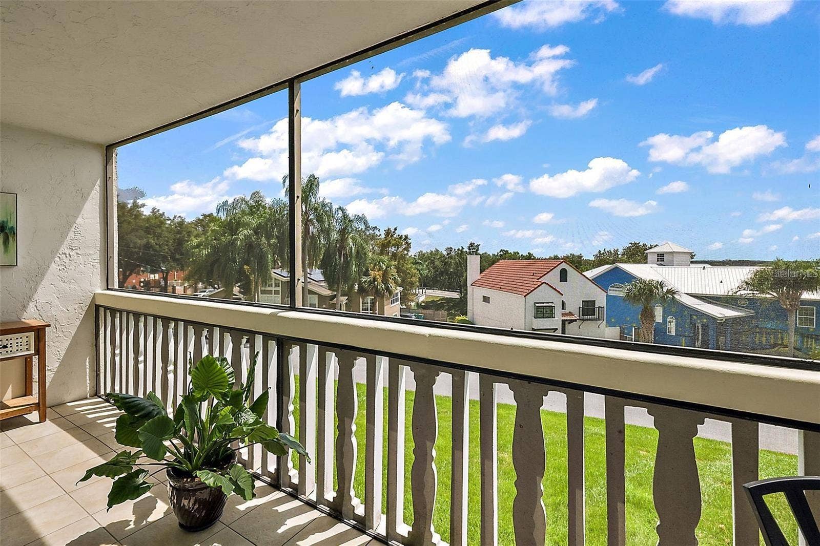 601 N MCDONALD STREET, #103, Mount Dora, FL 32757