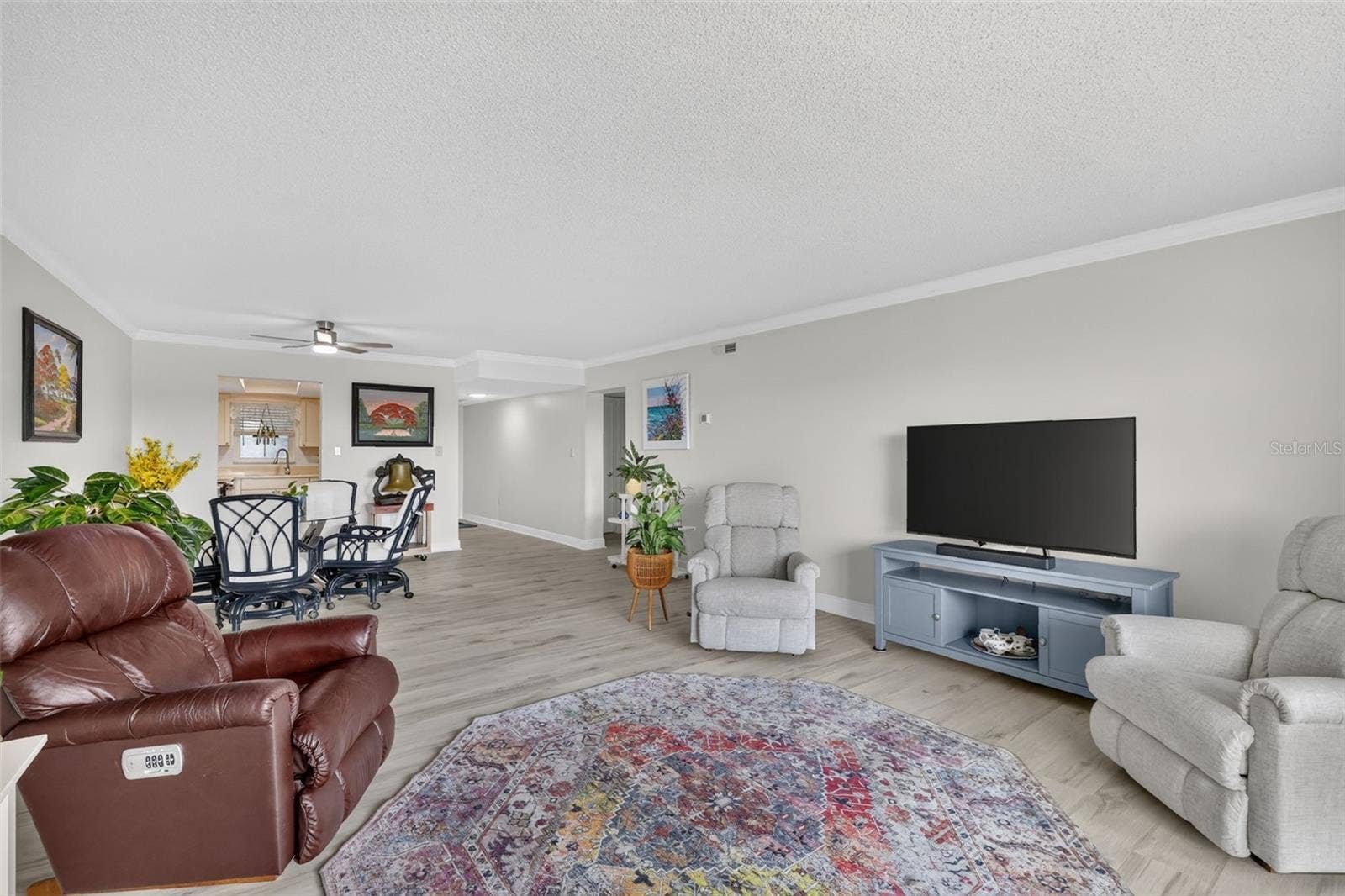 601 N MCDONALD STREET, #103, Mount Dora, FL 32757