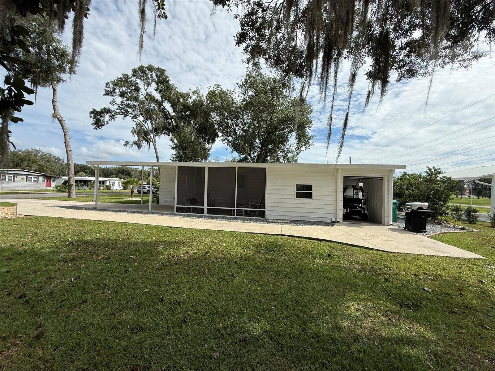 26 S BOBWHITE ROAD, Wildwood, FL 34785 26 S BOBWHITE ROAD, Wildwood, FL 34785