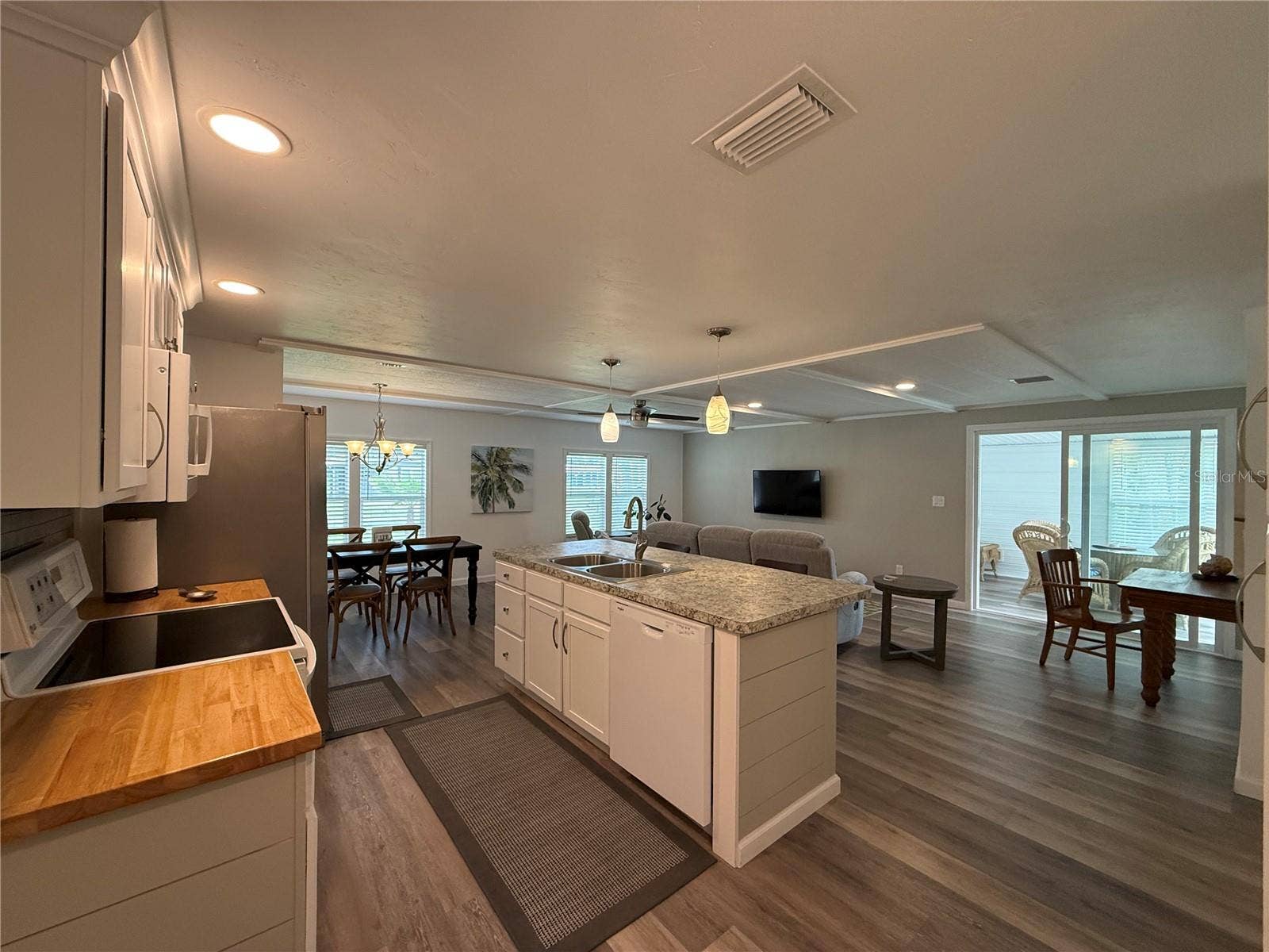 26 S BOBWHITE ROAD, Wildwood, FL 34785 26 S BOBWHITE ROAD, Wildwood, FL 34785