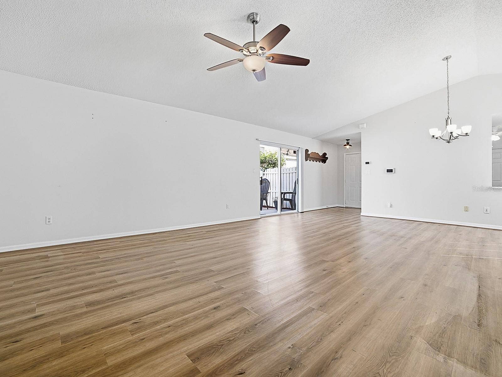 4952 HERON RUN CIRCLE, Leesburg, FL 34748 4952 HERON RUN CIRCLE, Leesburg, FL 34748