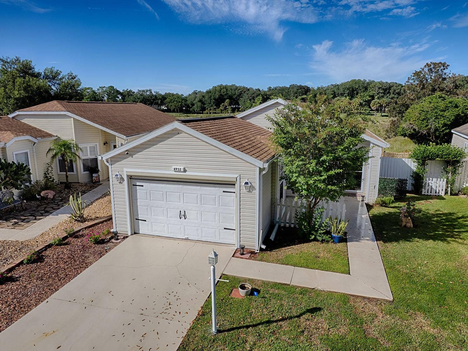 4952 HERON RUN CIRCLE, Leesburg, FL 34748 4952 HERON RUN CIRCLE, Leesburg, FL 34748