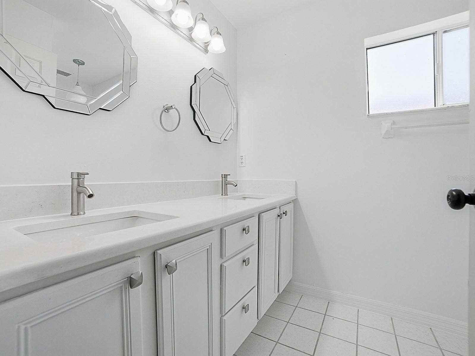 4952 HERON RUN CIRCLE, Leesburg, FL 34748 4952 HERON RUN CIRCLE, Leesburg, FL 34748