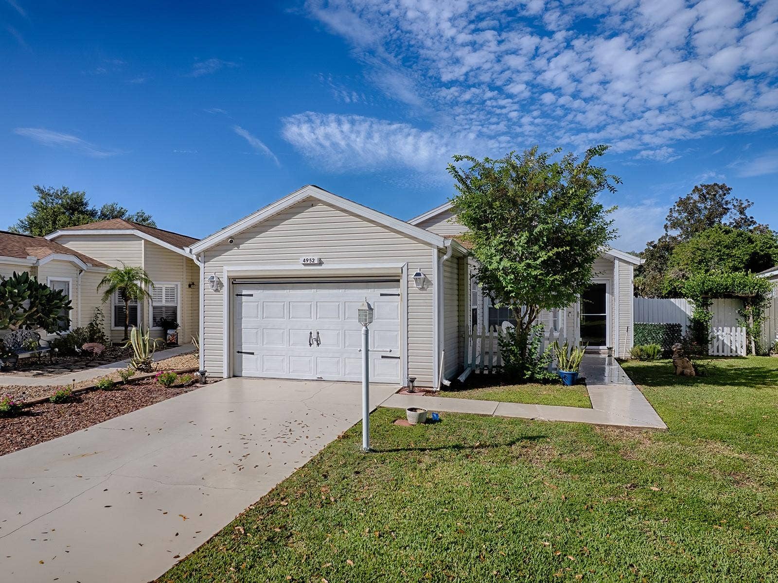 4952 HERON RUN CIRCLE, Leesburg, FL 34748 4952 HERON RUN CIRCLE, Leesburg, FL 34748