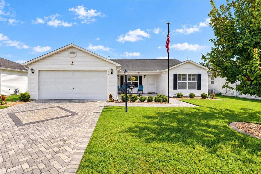 Property photo for 954 BARRYMOORE LOOP, The Villages, FL