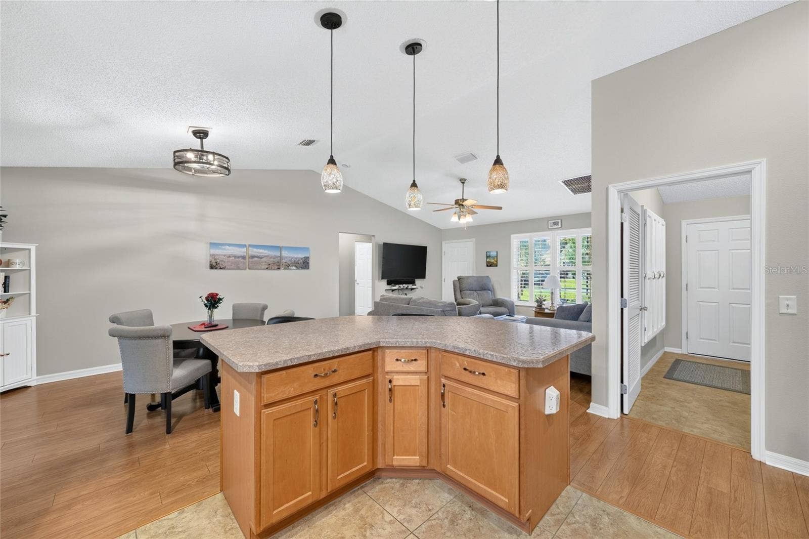 954 BARRYMOORE LOOP, The Villages, FL 32162 954 BARRYMOORE LOOP, The Villages, FL 32162
