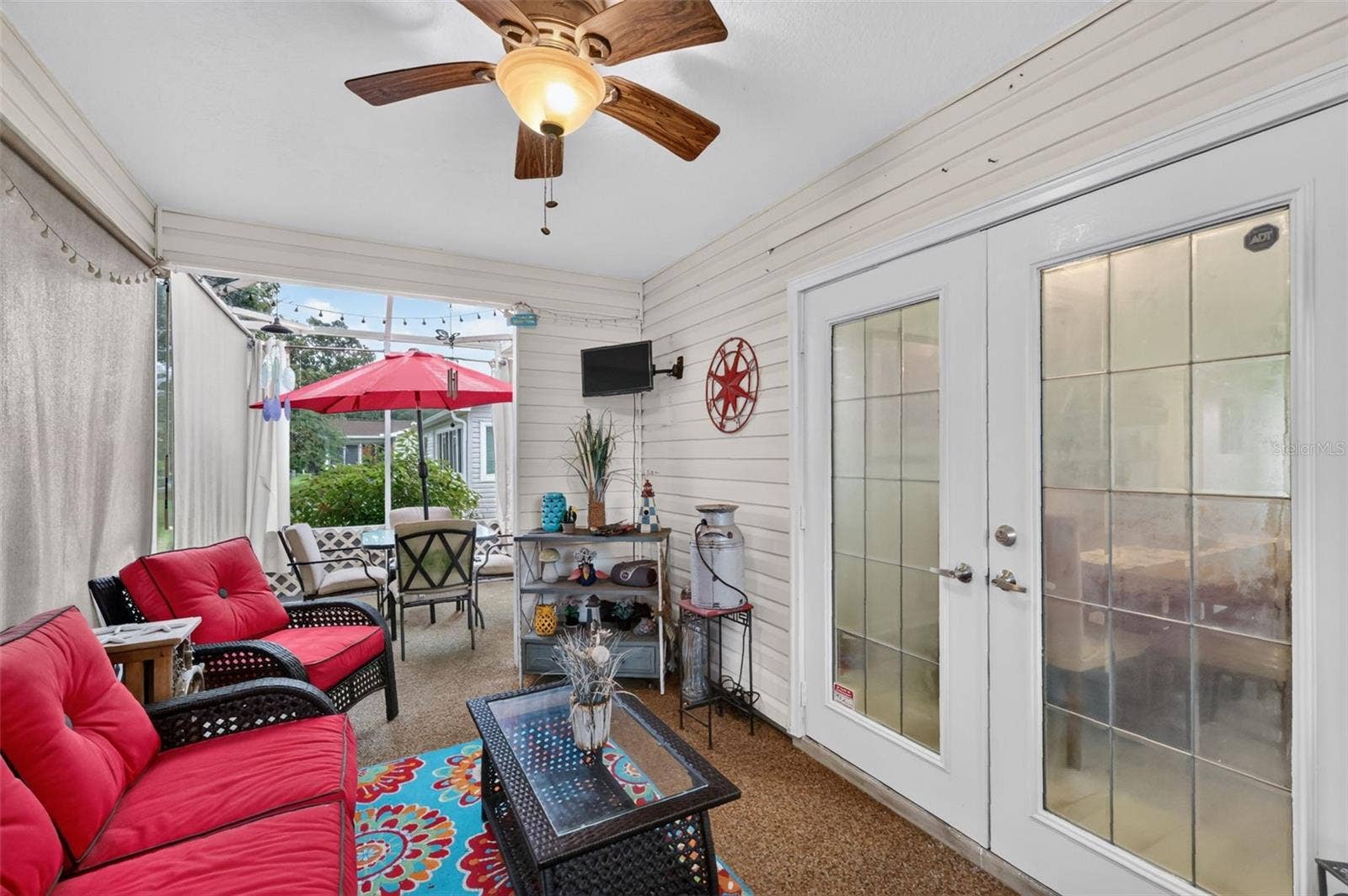 Lanai with Extended Birdcage