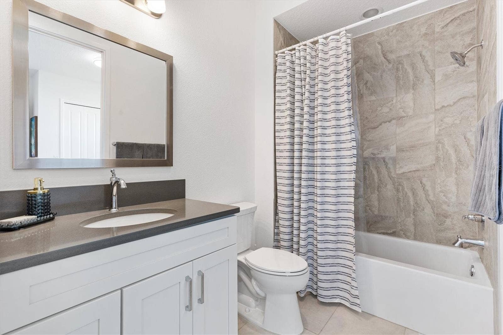 6356 EDENFIELD RUN, The Villages, FL 34762 6356 EDENFIELD RUN, The Villages, FL 34762