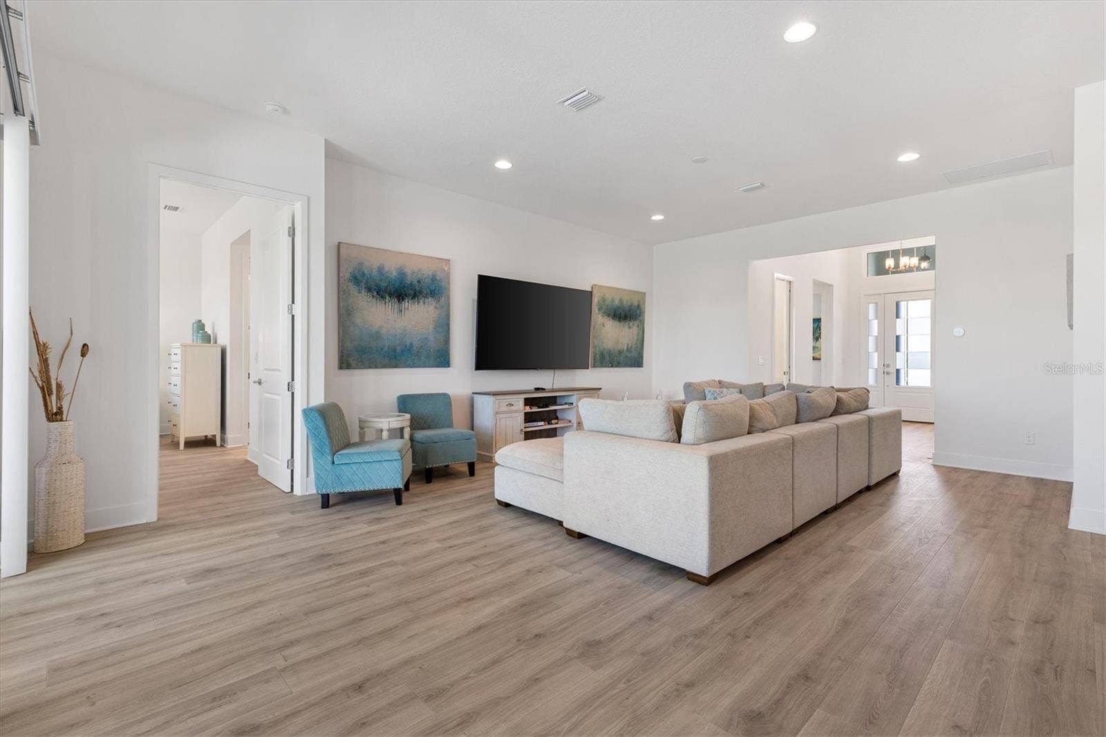 6356 EDENFIELD RUN, The Villages, FL 34762 6356 EDENFIELD RUN, The Villages, FL 34762