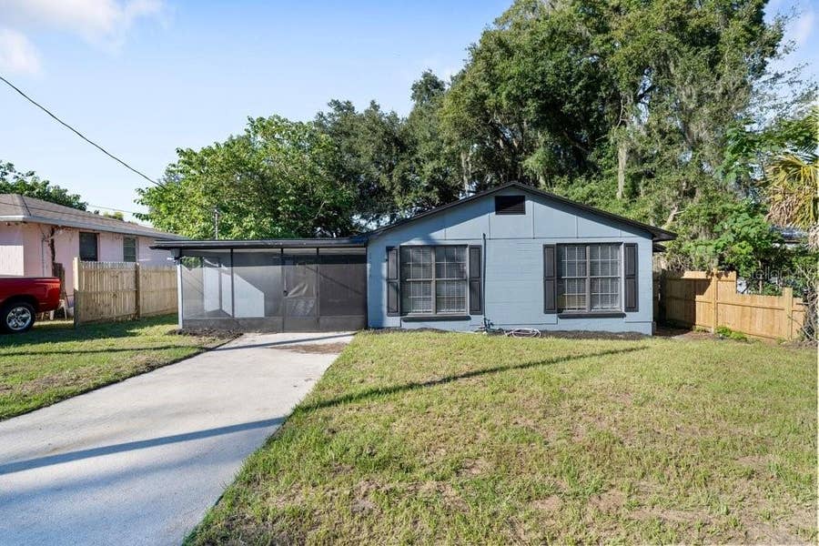 Property photo for 1518 CREST AVENUE, Leesburg, FL
