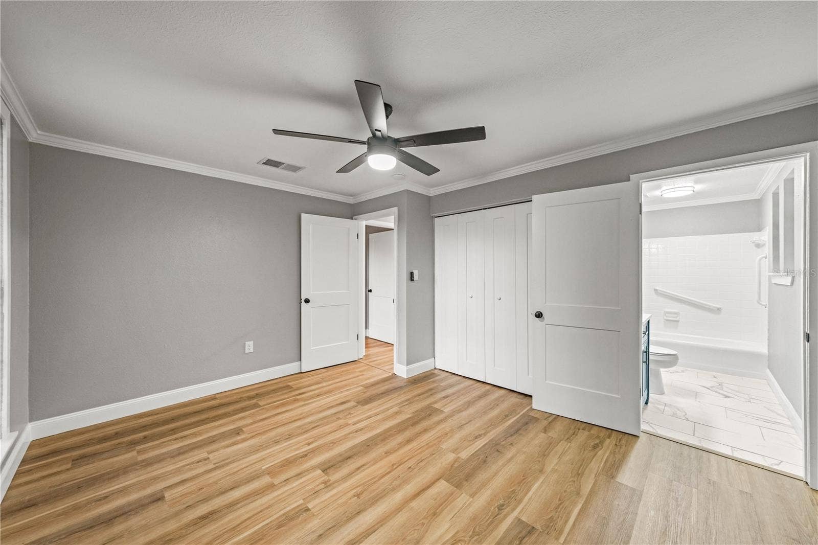 1518 CREST AVENUE, Leesburg, FL 34748 1518 CREST AVENUE, Leesburg, FL 34748