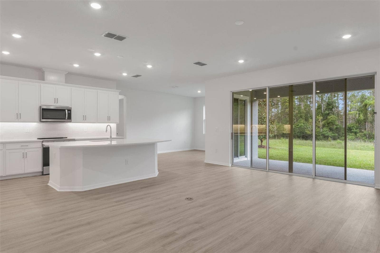 17572 VALLEYWOOD PARKWAY, Land O Lakes, FL 34638 17572 VALLEYWOOD PARKWAY, Land O Lakes, FL 34638