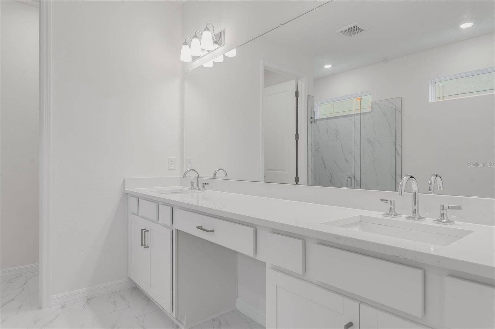 17572 VALLEYWOOD PARKWAY, Land O Lakes, FL 34638 17572 VALLEYWOOD PARKWAY, Land O Lakes, FL 34638