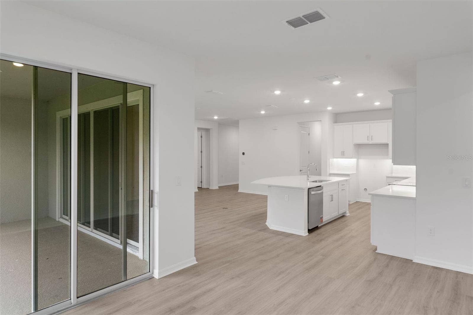 17572 VALLEYWOOD PARKWAY, Land O Lakes, FL 34638 17572 VALLEYWOOD PARKWAY, Land O Lakes, FL 34638
