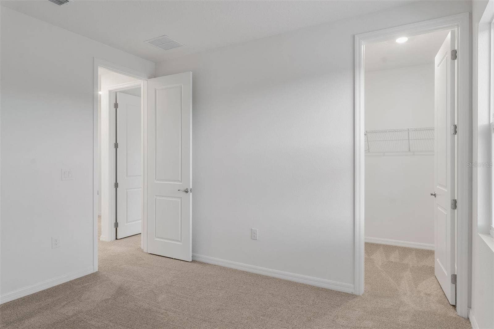 17572 VALLEYWOOD PARKWAY, Land O Lakes, FL 34638 17572 VALLEYWOOD PARKWAY, Land O Lakes, FL 34638