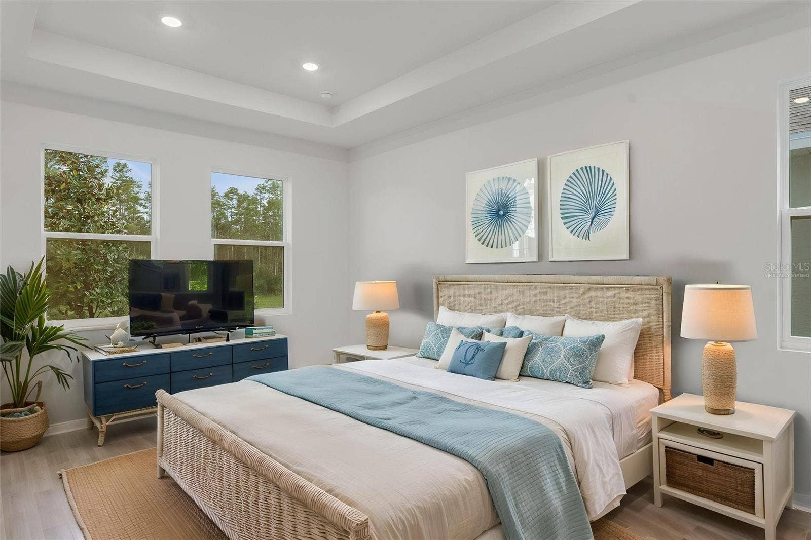 17572 VALLEYWOOD PARKWAY, Land O Lakes, FL 34638 Virtually Staged