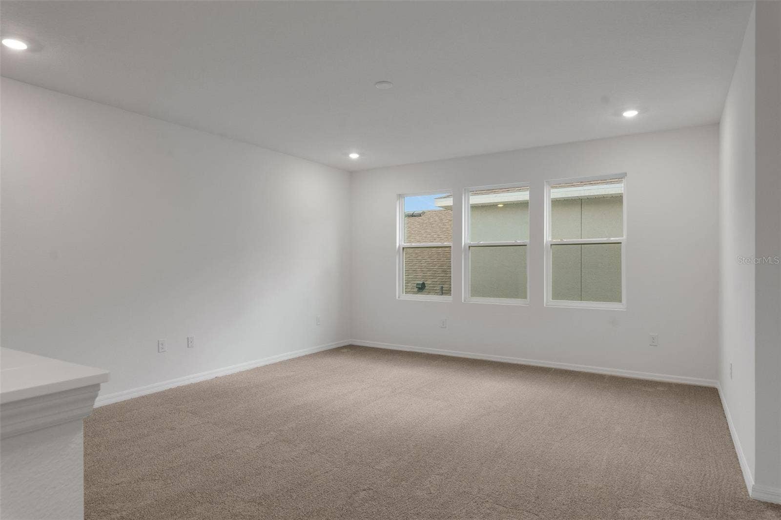 17572 VALLEYWOOD PARKWAY, Land O Lakes, FL 34638 17572 VALLEYWOOD PARKWAY, Land O Lakes, FL 34638