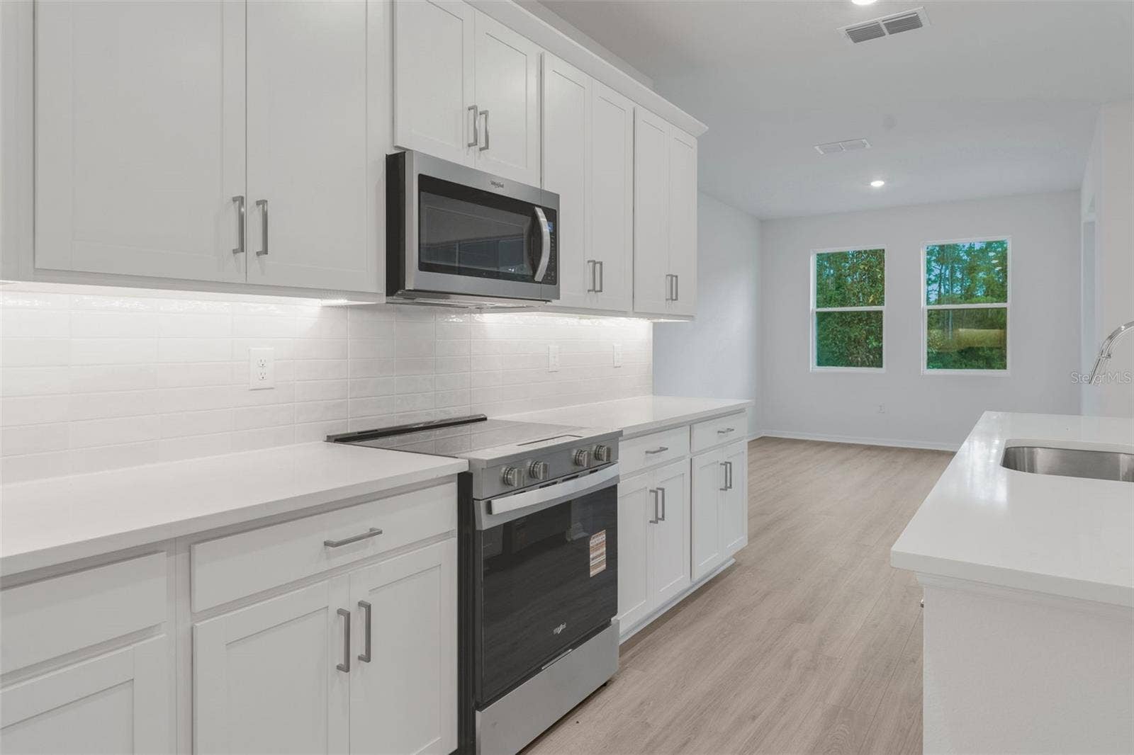 17572 VALLEYWOOD PARKWAY, Land O Lakes, FL 34638 17572 VALLEYWOOD PARKWAY, Land O Lakes, FL 34638