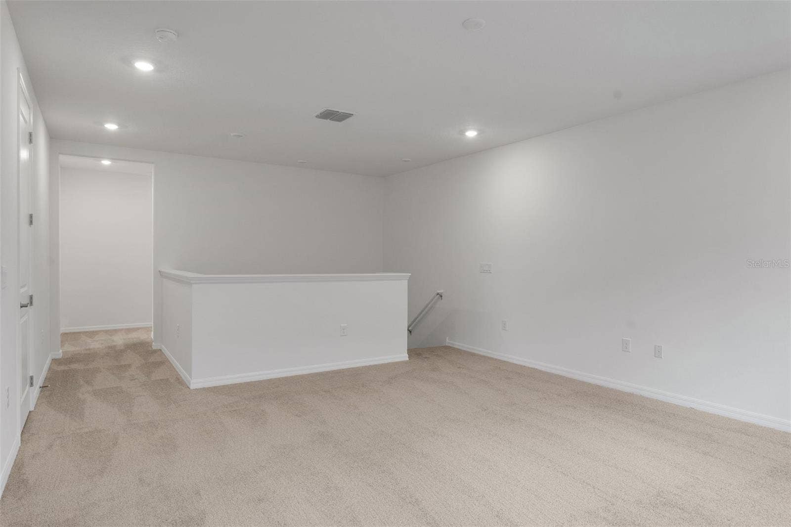 17572 VALLEYWOOD PARKWAY, Land O Lakes, FL 34638 17572 VALLEYWOOD PARKWAY, Land O Lakes, FL 34638