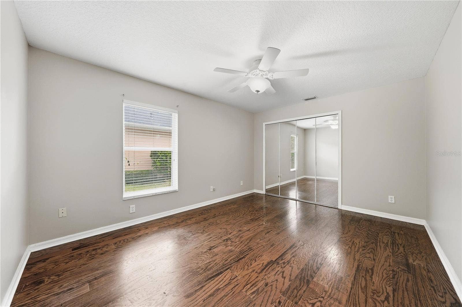 5127 AURORA DRIVE, Leesburg, FL 34748 5127 AURORA DRIVE, Leesburg, FL 34748