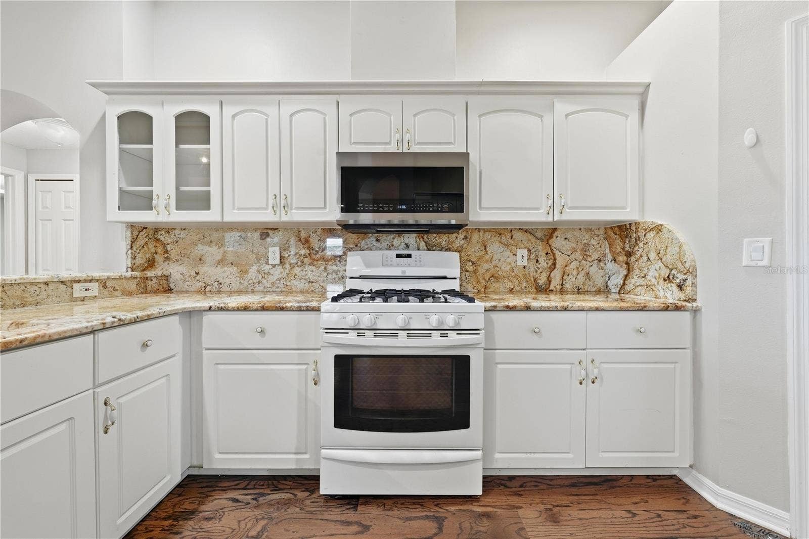 5127 AURORA DRIVE, Leesburg, FL 34748 5127 AURORA DRIVE, Leesburg, FL 34748
