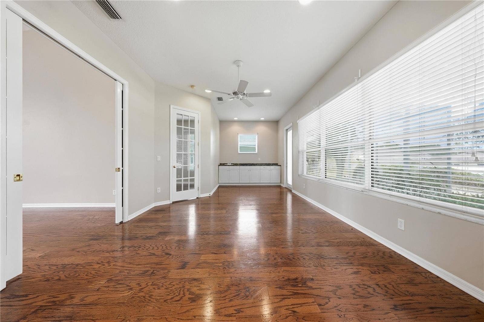 5127 AURORA DRIVE, Leesburg, FL 34748 5127 AURORA DRIVE, Leesburg, FL 34748