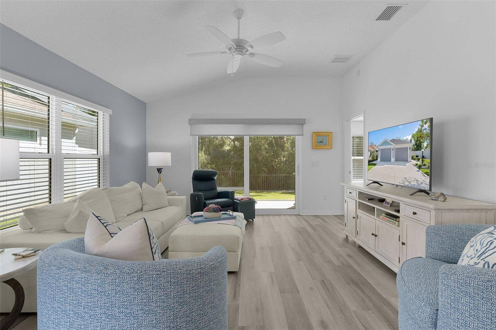 3486 PIPER PLACE, The Villages, FL 32163 3486 PIPER PLACE, The Villages, FL 32163