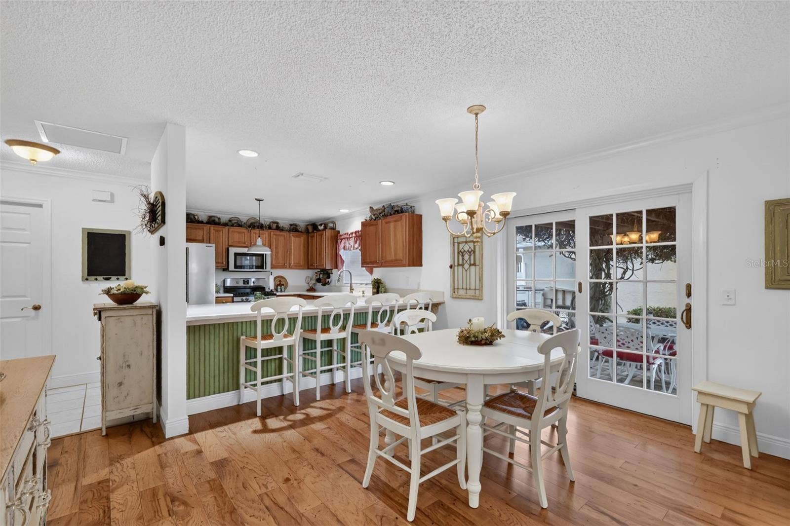 1863 DALTON DRIVE, The Villages, FL 32162 1863 DALTON DRIVE, The Villages, FL 32162