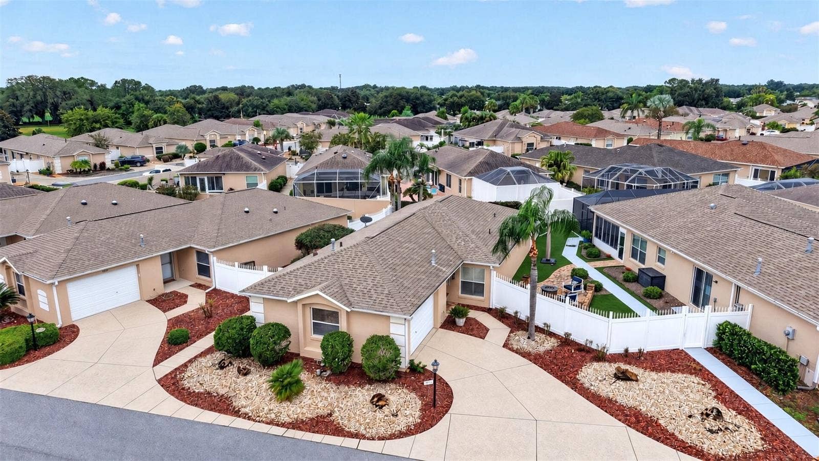 1863 DALTON DRIVE, The Villages, FL 32162 1863 DALTON DRIVE, The Villages, FL 32162