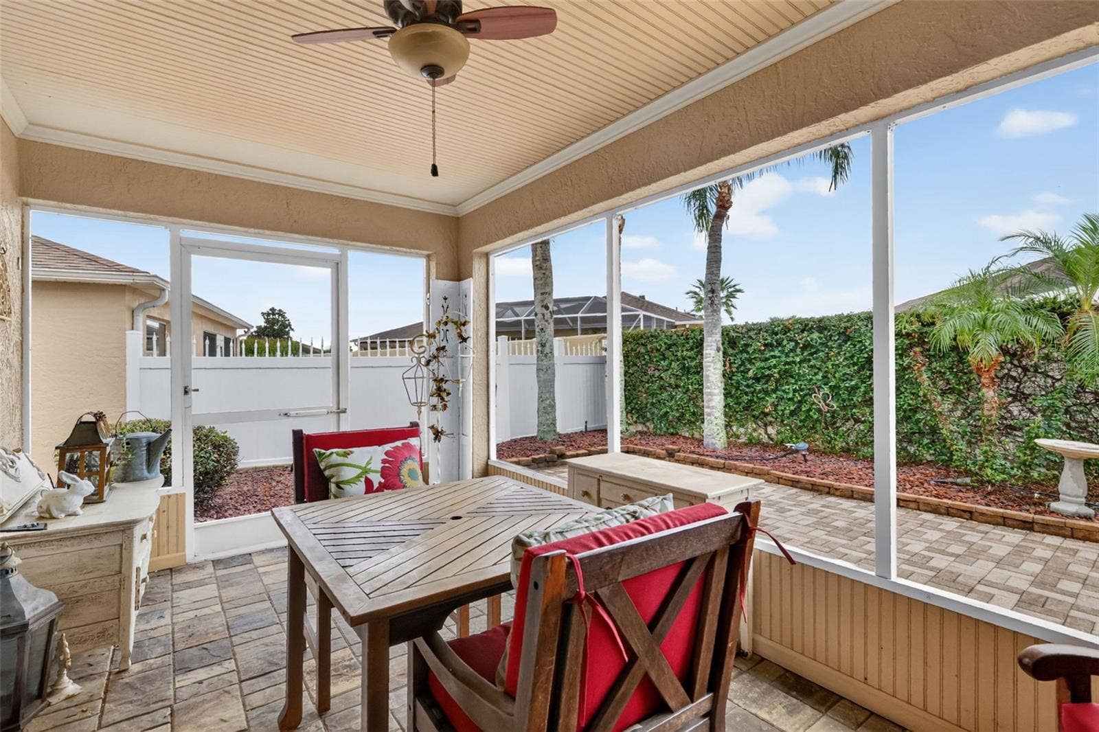 1863 DALTON DRIVE, The Villages, FL 32162 1863 DALTON DRIVE, The Villages, FL 32162
