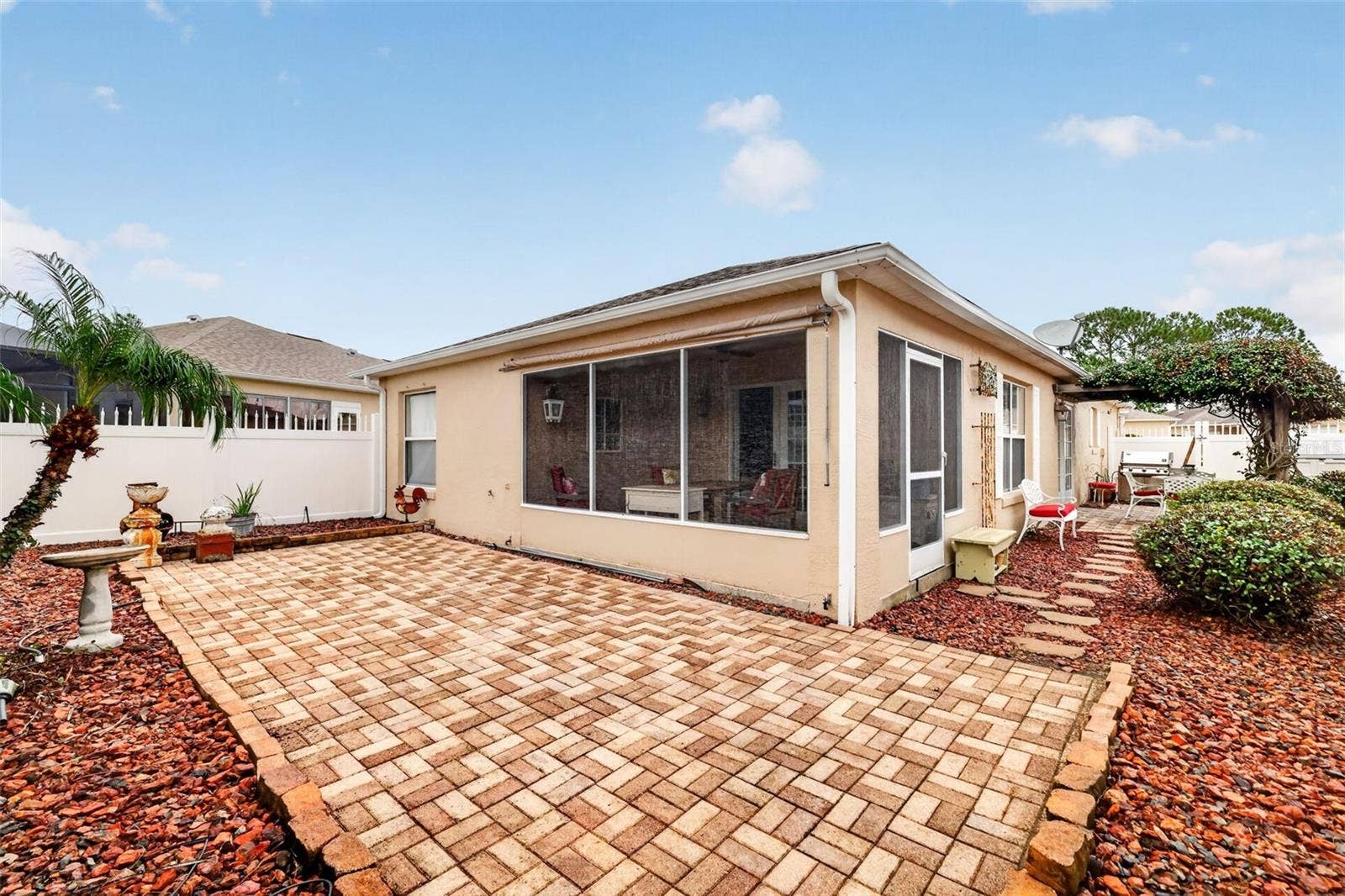 1863 DALTON DRIVE, The Villages, FL 32162 1863 DALTON DRIVE, The Villages, FL 32162