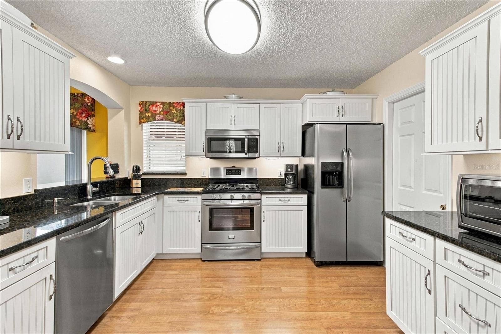 1115 SAN BERNARDO ROAD, The Villages, FL 32162 Kitchen