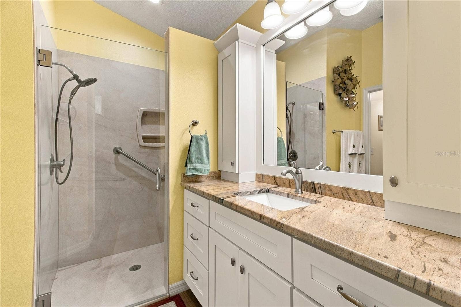 1115 SAN BERNARDO ROAD, The Villages, FL 32162 Primary Shower and dressing area