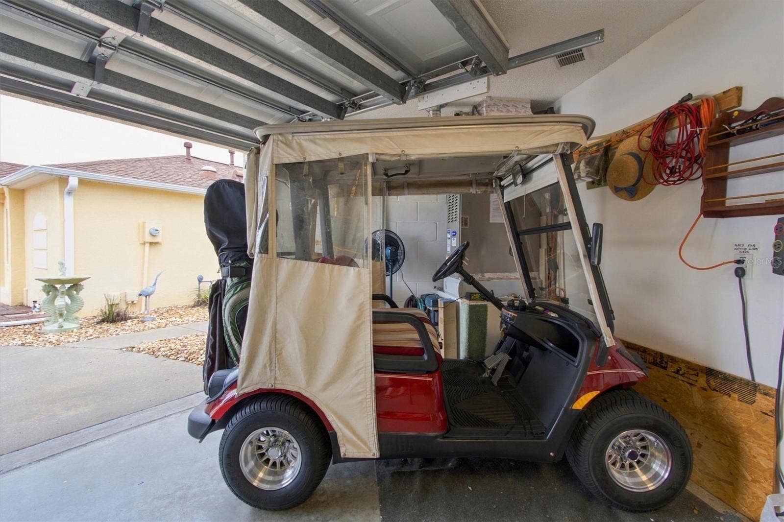1115 SAN BERNARDO ROAD, The Villages, FL 32162 Well maintained Golf Cart
