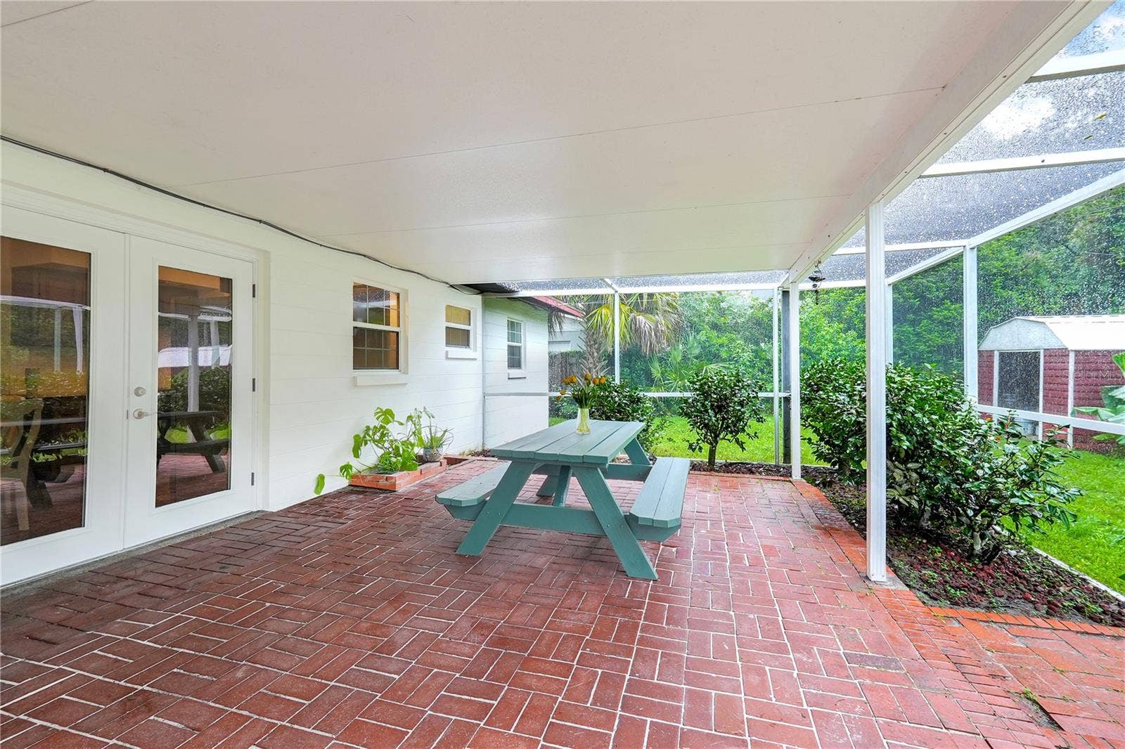 Screen Porch