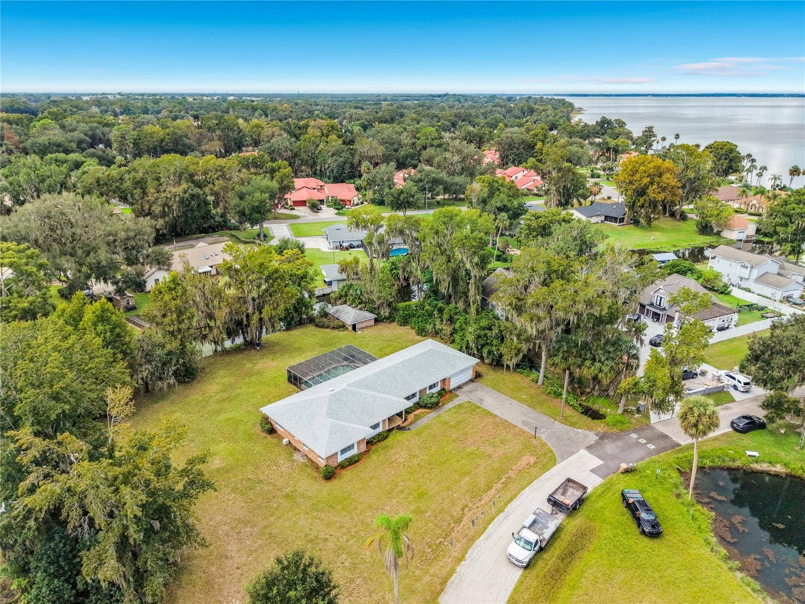 8038 SPRING DRIVE, Yalaha, FL 34797 8038 SPRING DRIVE, Yalaha, FL 34797